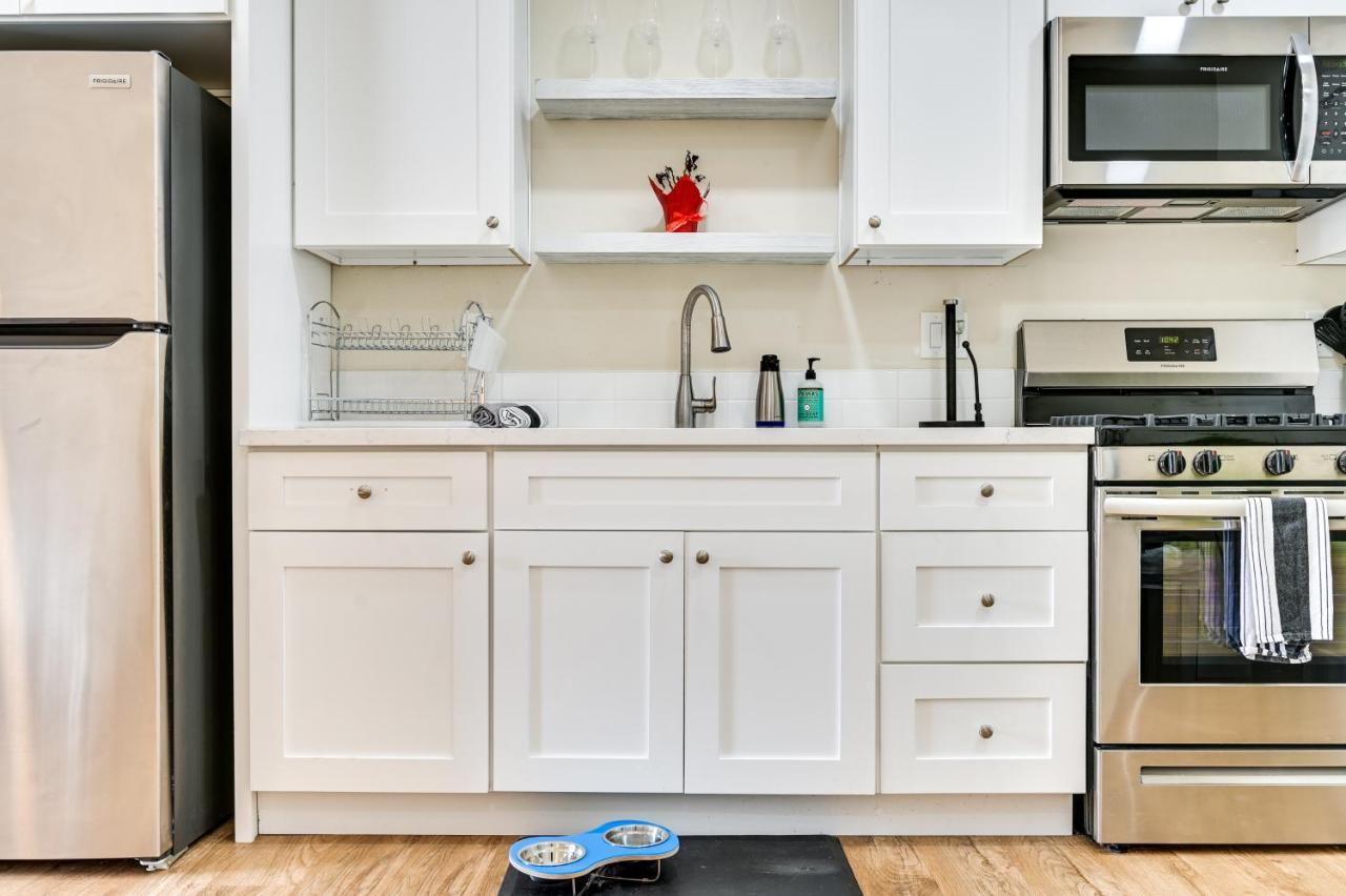 Pet-friendly About 14 Mi To Downtown San Diego